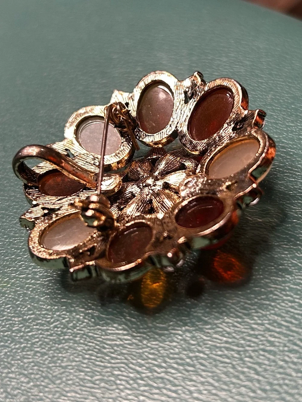 Vintage cabochon Flower Jelly Bean Rhinestone Convertible Brooch gold tone metal